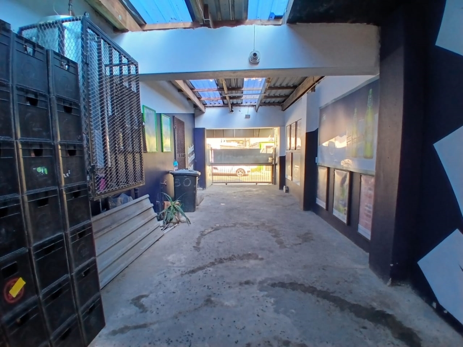 3 Bedroom Property for Sale in Fairdale Western Cape